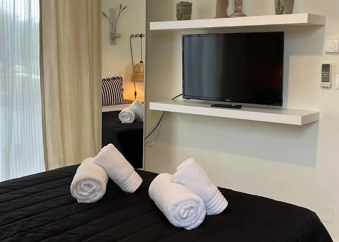 What A View Villa - Panoramic Sea View, Stunning Sunsets & Pool ハニア