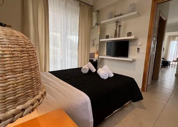 What A View Villa - Panoramic Sea View, Stunning Sunsets & Pool ハニア