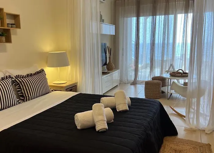 Willa What A View Villa - Panoramic Sea View, Stunning Sunsets & Pool Chania (Crete)