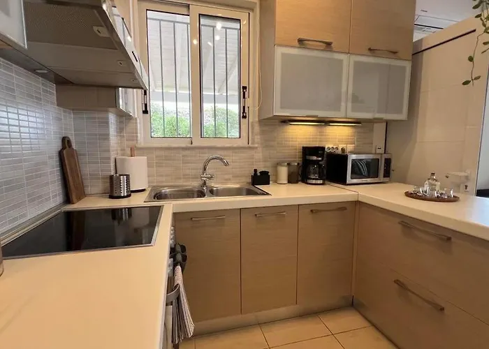 What A View Villa - Panoramic Sea View, Stunning Sunsets & Pool Willa *