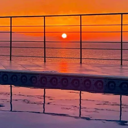 What A View - Panoramic Sea View, Stunning Sunsets & Pool Вілла