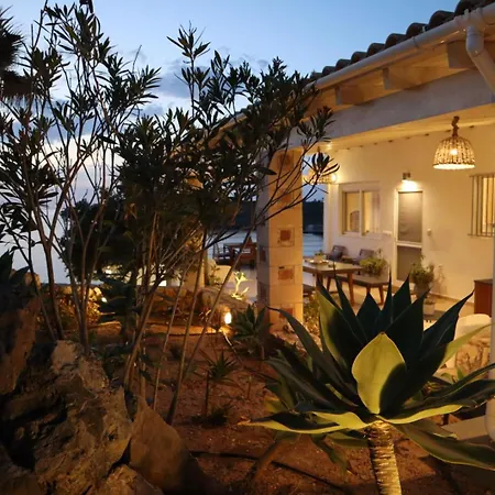 Вілла What A View - Panoramic Sea View, Stunning Sunsets & Pool